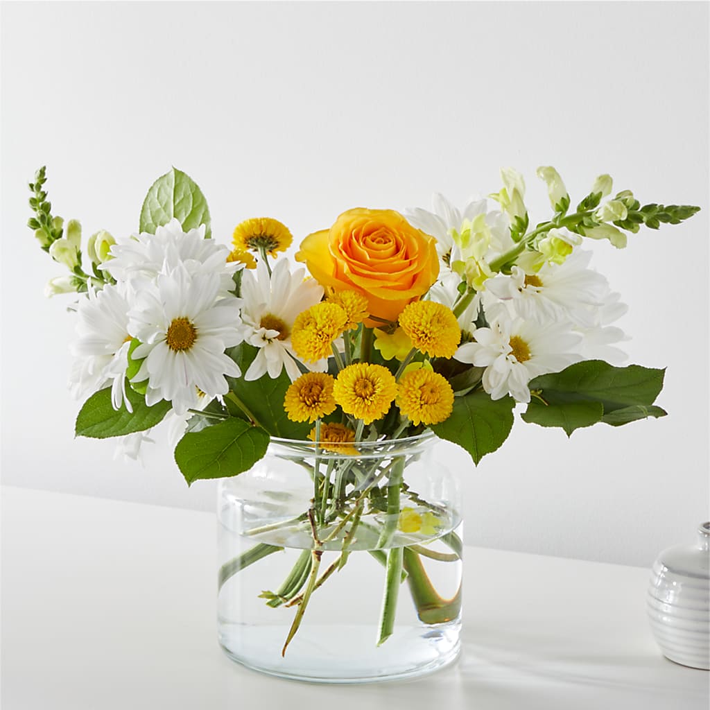 Sun Salutation Bouquet – R & J BLOOMS, Rowlett TX