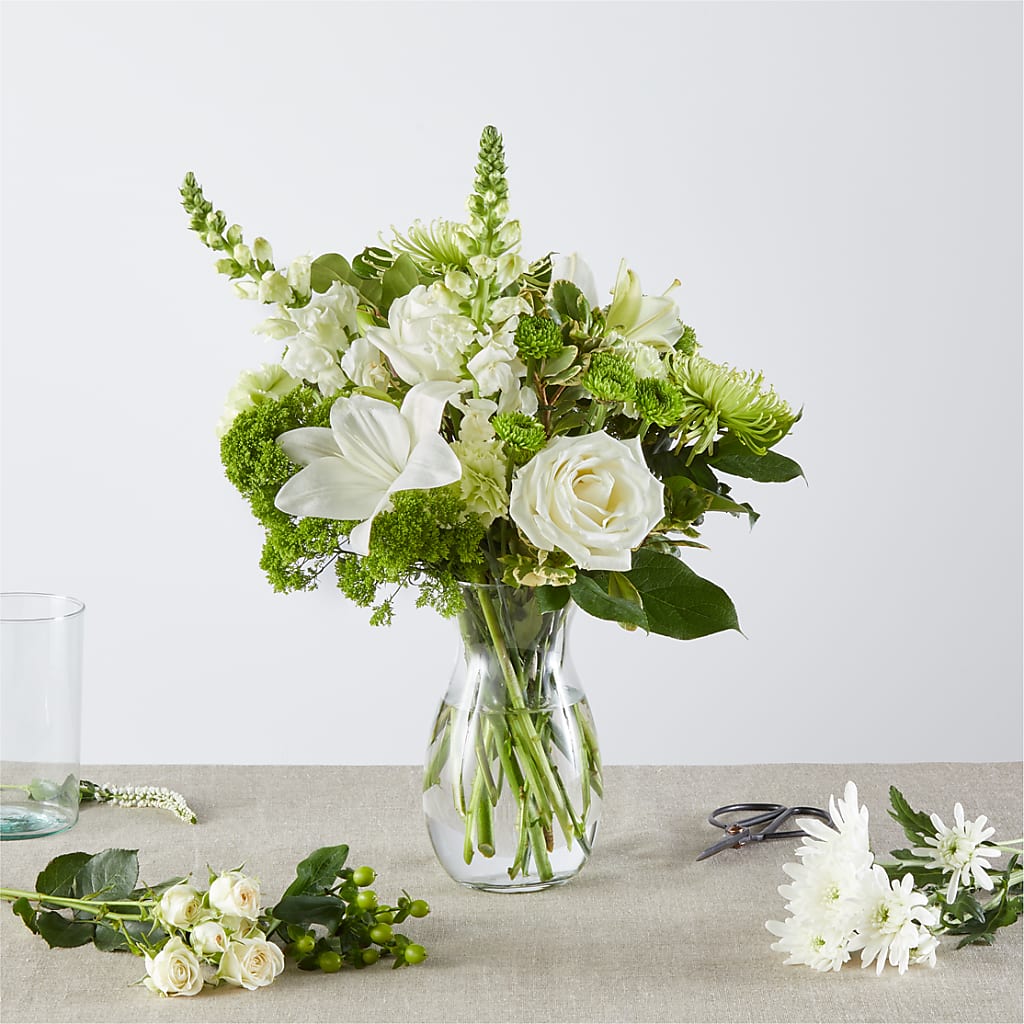 Irish Garden - A Florist Original – R & J BLOOMS, Rowlett TX