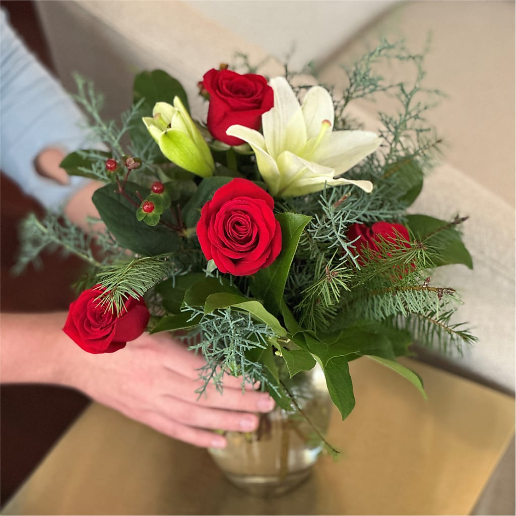 Glittering Lights Bouquet – R & J BLOOMS, Rowlett TX