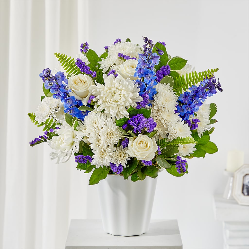 Hold Dear Tabletop Basket – R & J BLOOMS, Rowlett TX