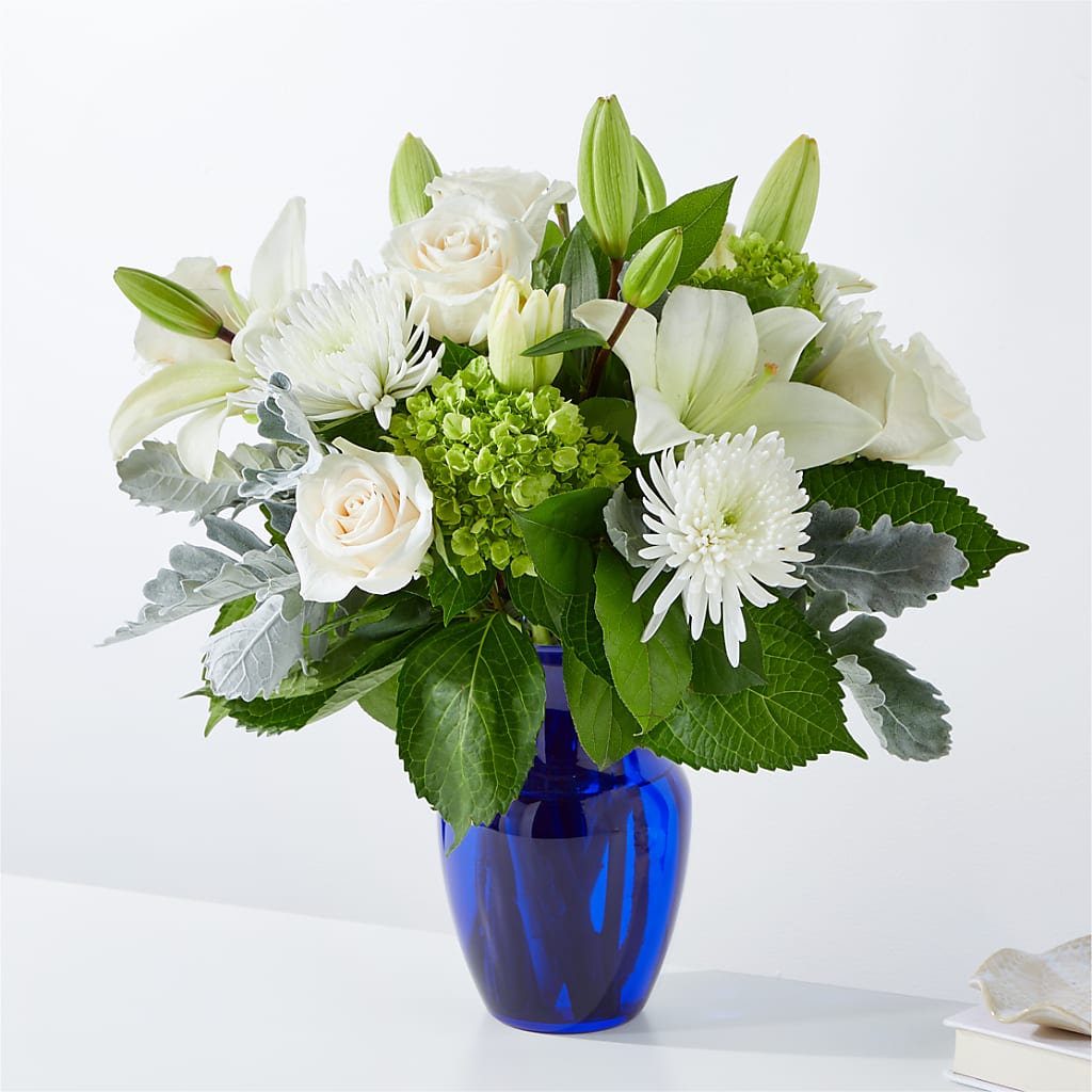 Snowy Dreams Bouquet – R & J BLOOMS, Rowlett TX