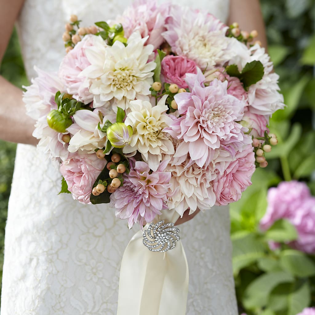 Heart's Promise Bouquet – R & J BLOOMS, Rowlett TX