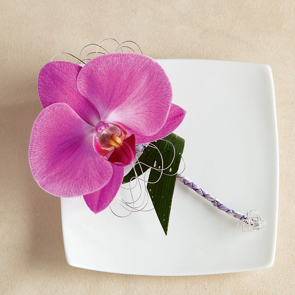 Glorious Boutonniere – R & J BLOOMS, Rowlett TX