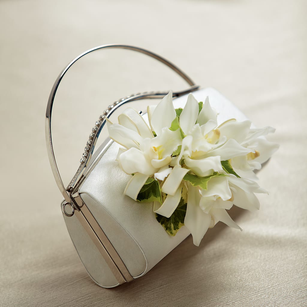 White Purse Decor – R & J BLOOMS, Rowlett TX