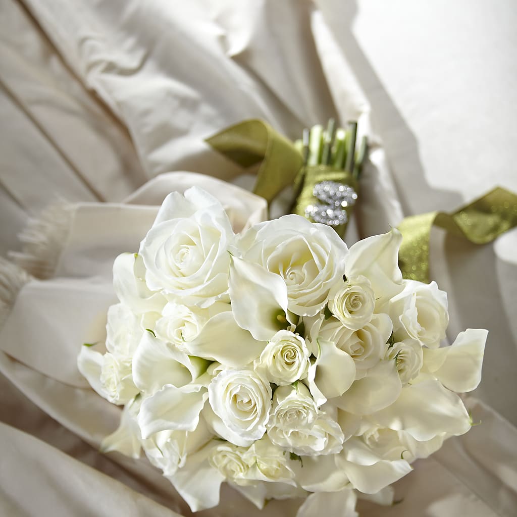 Serene Highness Bouquet – R & J BLOOMS, Rowlett TX