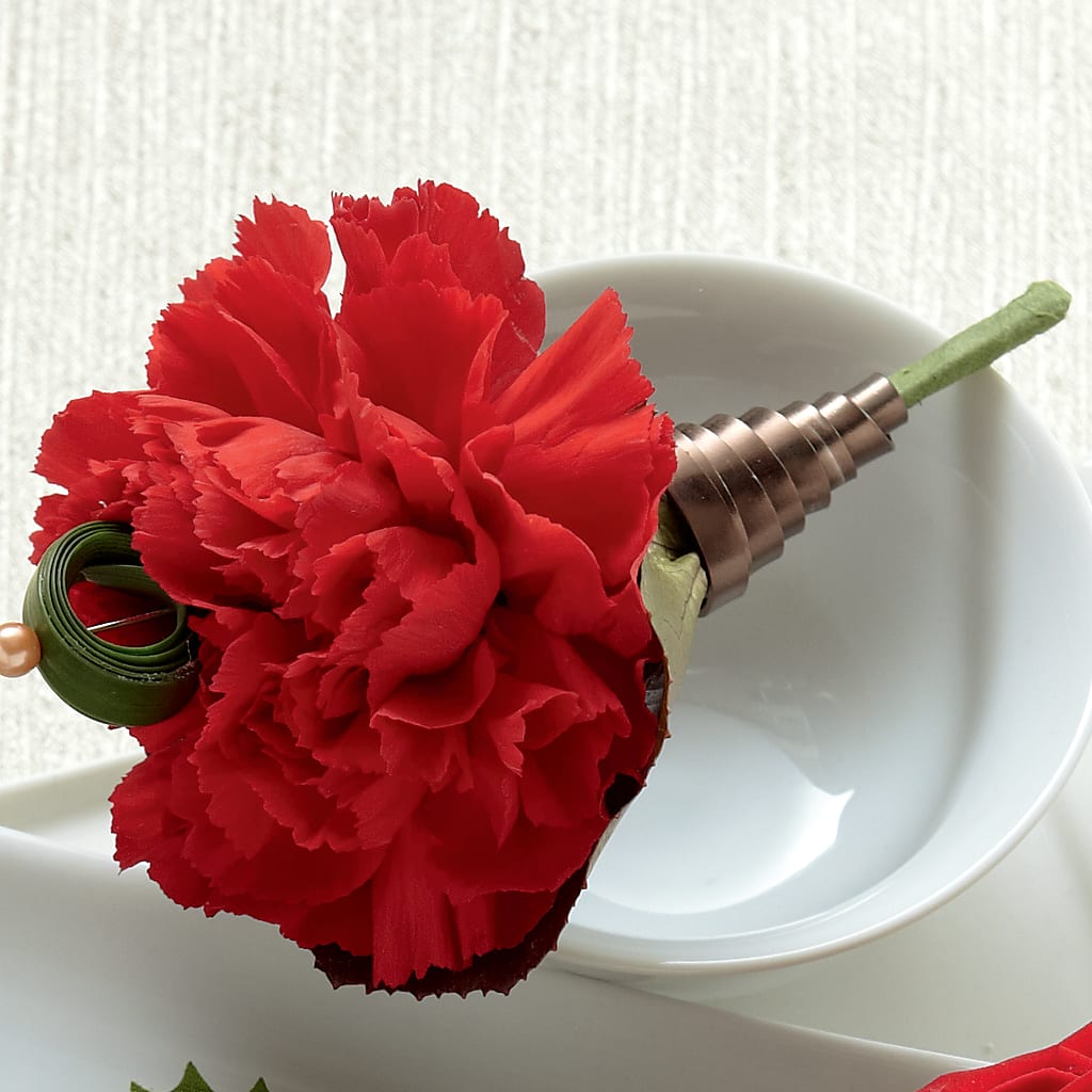 Red Carnation Boutonniere – R & J BLOOMS, Rowlett TX