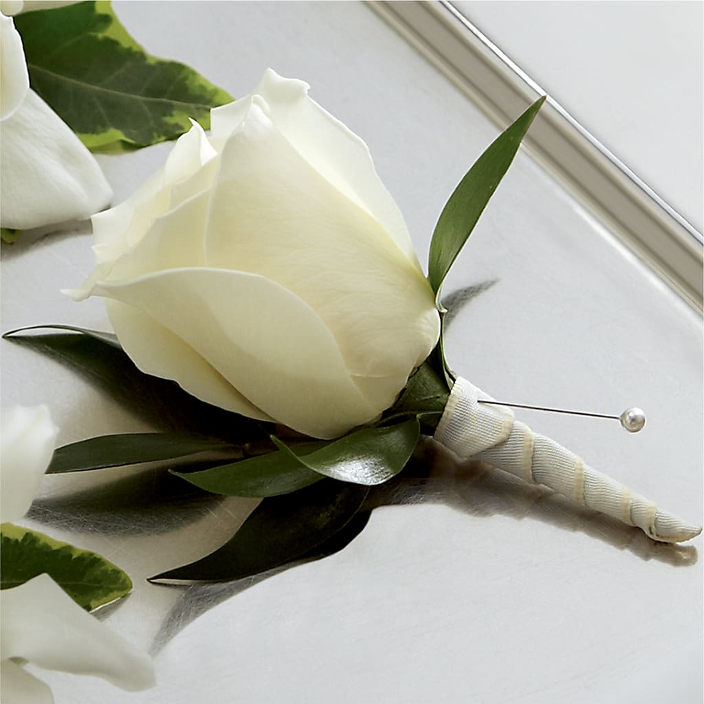 White Rose Boutonniere – R & J BLOOMS, Rowlett TX