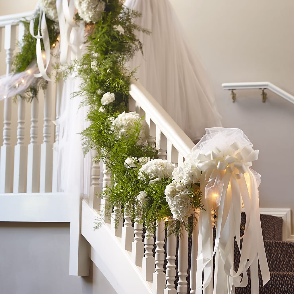 Champagne Dreams Garland – R & J BLOOMS, Rowlett TX
