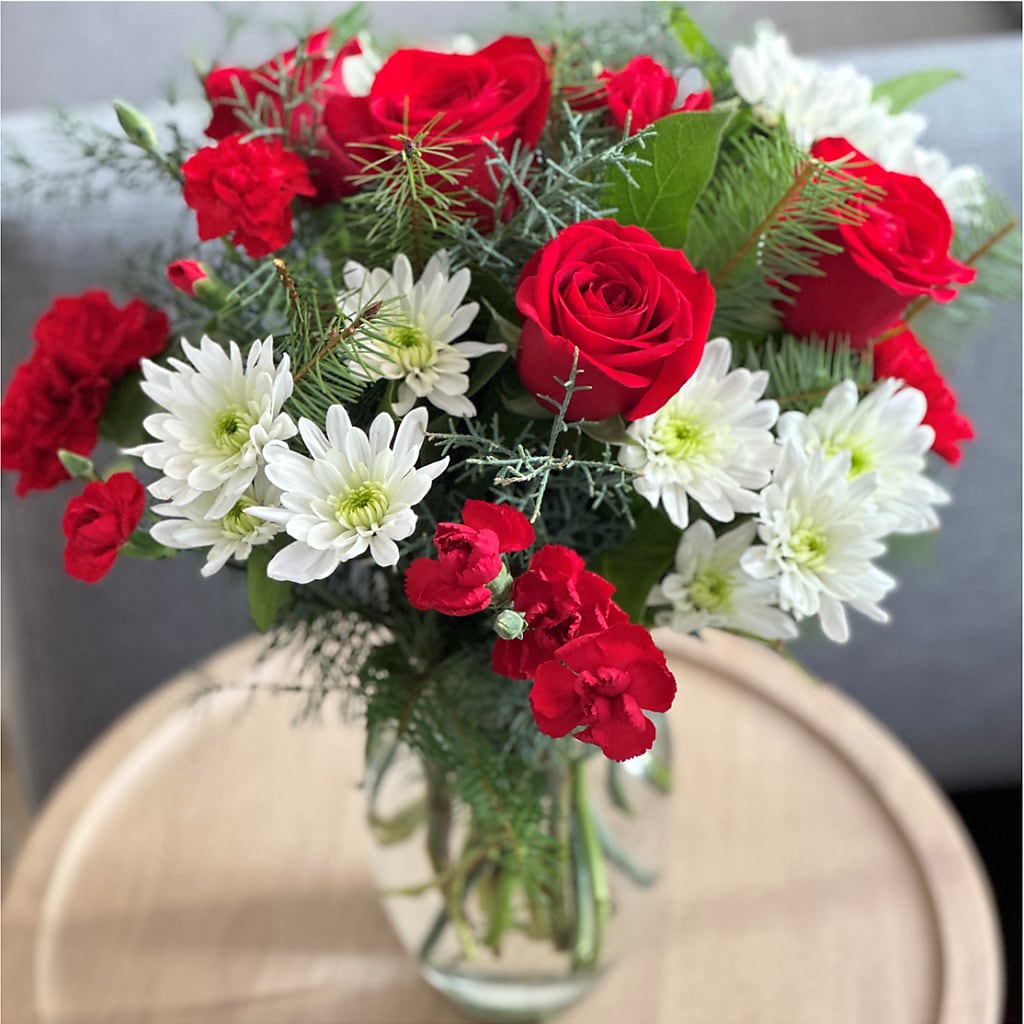 Seasonal Magic Bouquet – R & J BLOOMS, Rowlett TX
