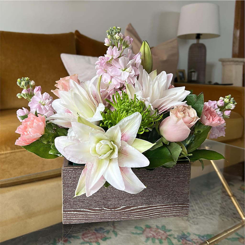 Beautiful Spirit Basket – R & J BLOOMS, Rowlett TX