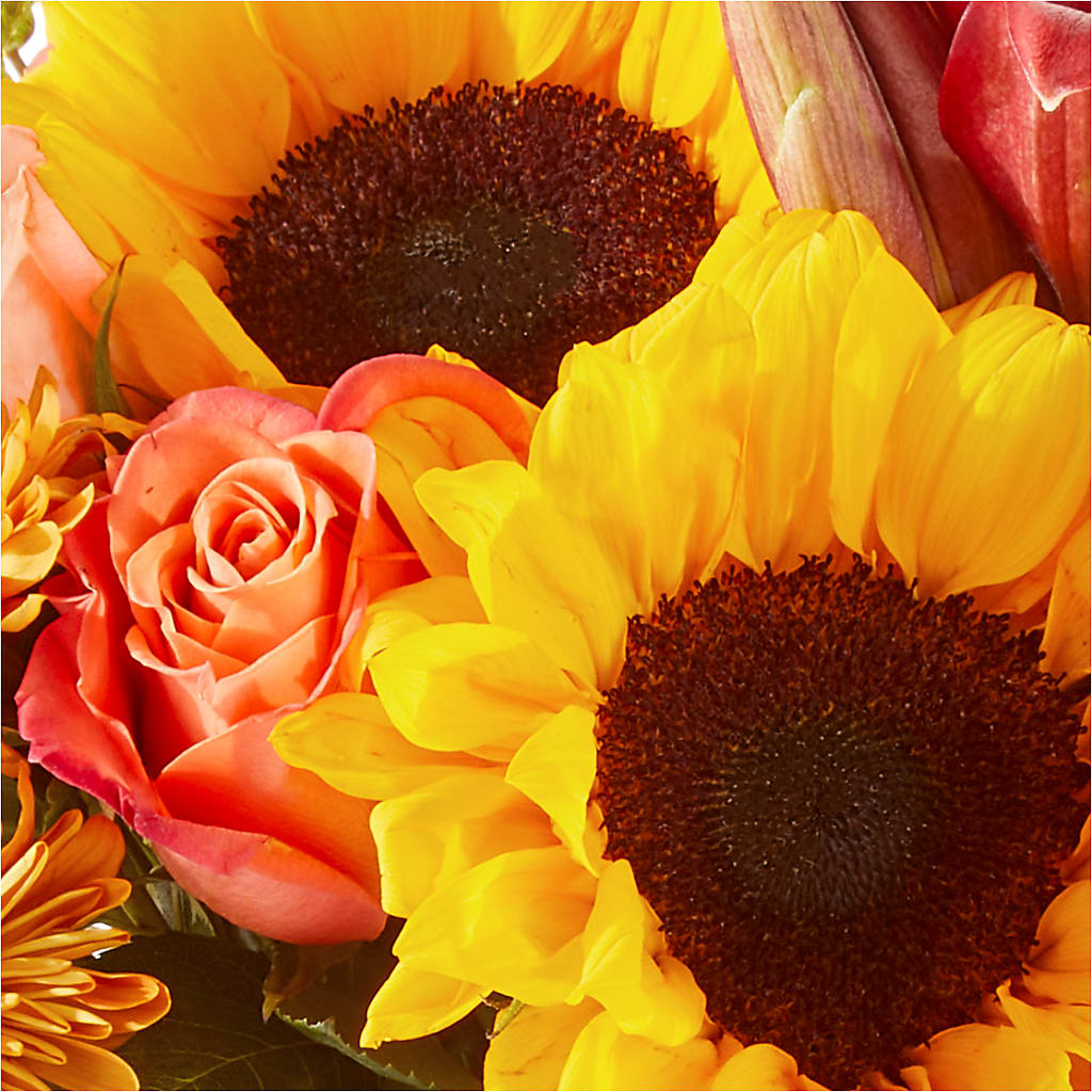 Acorn Lane Bouquet – R & J BLOOMS, Rowlett TX
