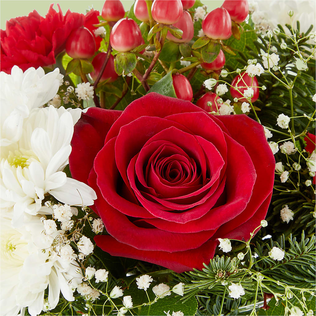 Chance of Flurries Bouquet – R & J BLOOMS, Rowlett TX