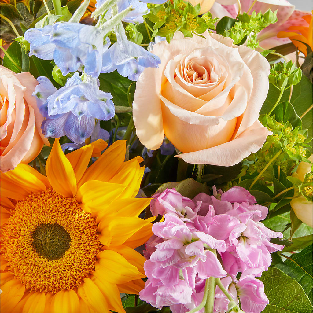 Dreamy Meadows Bouquet – R & J BLOOMS, Rowlett TX