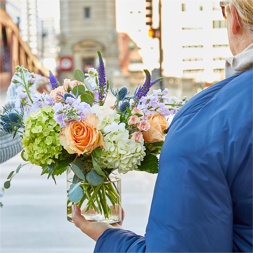 Porch Swing Bouquet – R & J BLOOMS, Rowlett TX