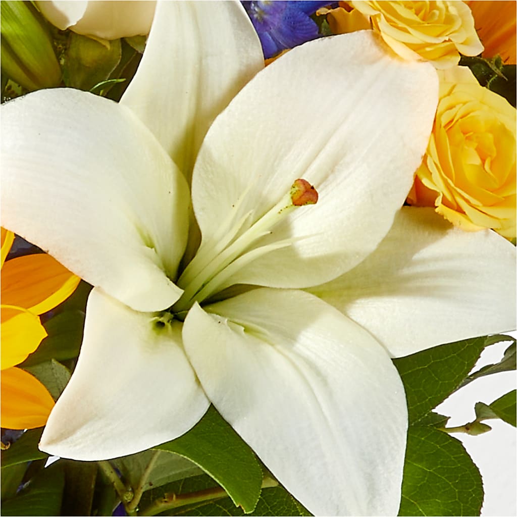 Wonderfully Sunny Bouquet – R & J BLOOMS, Rowlett TX