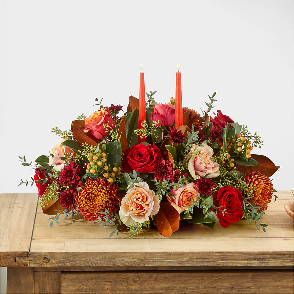 Gather Near Centerpiece – R & J BLOOMS, Rowlett TX